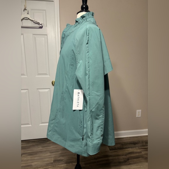 NWT Athleta Advantage Poplin Top - Picture 7 of 11